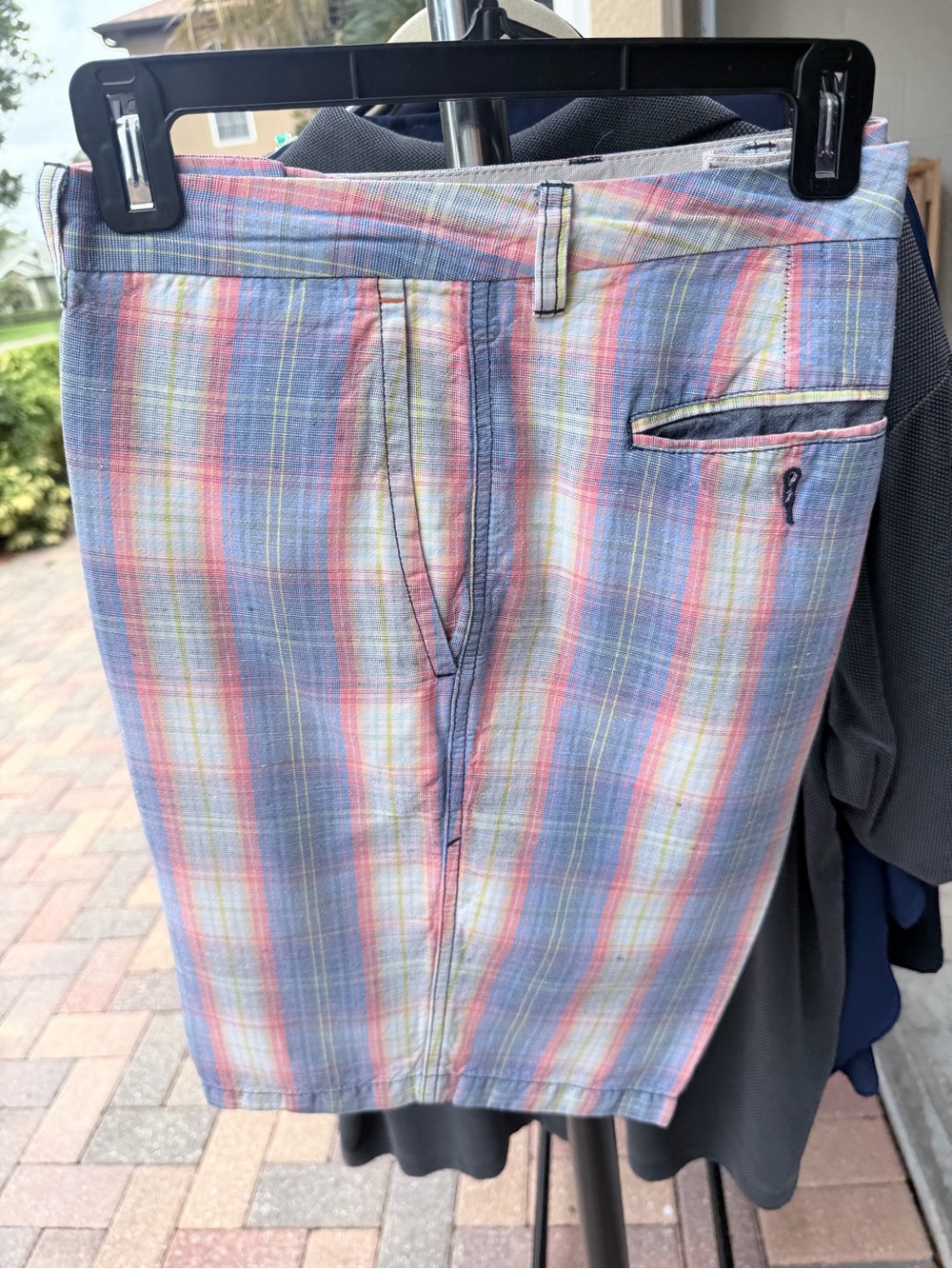 Tommy Bahama Linen Blend Plaid Shorts in Blue and Pink 10” inseam - Picture 3 of 6
